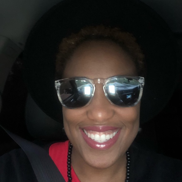 tiadixon80